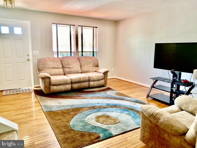 WELLINGTON/CLOVERHILL - Residential