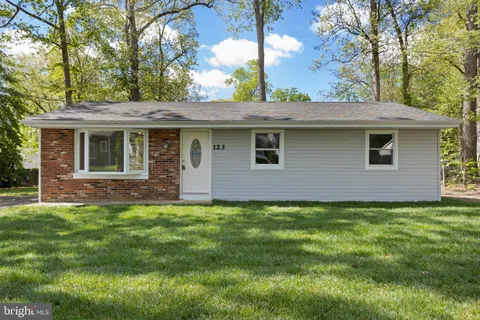 123 Pardee Blvd, Browns Mills, NJ MLS: NJBL2086404