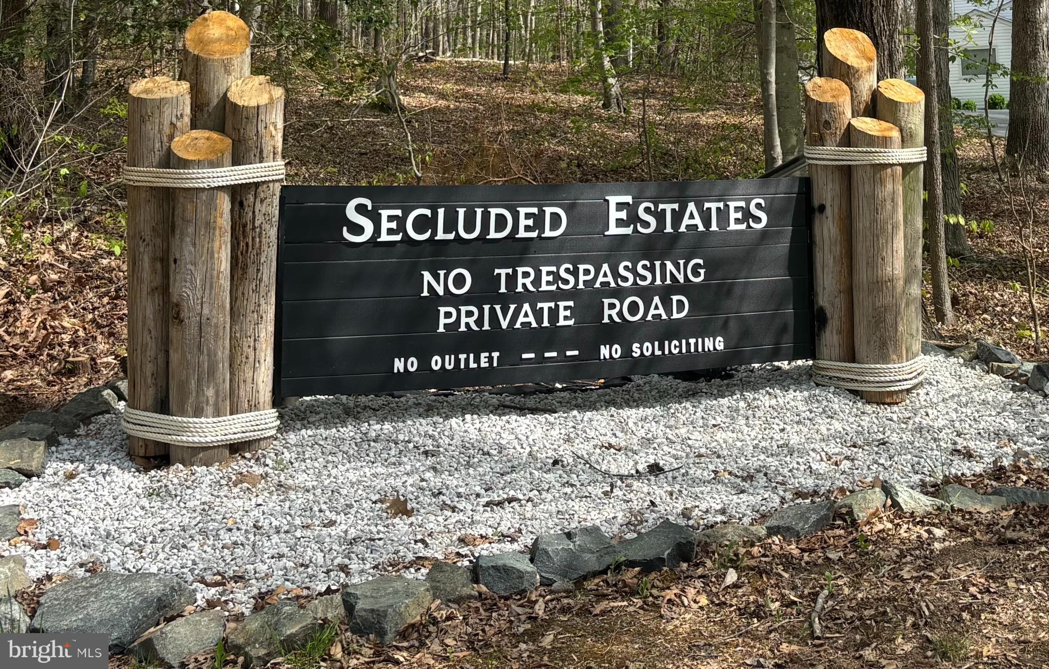 SECLUDED ESTATES - Residential
