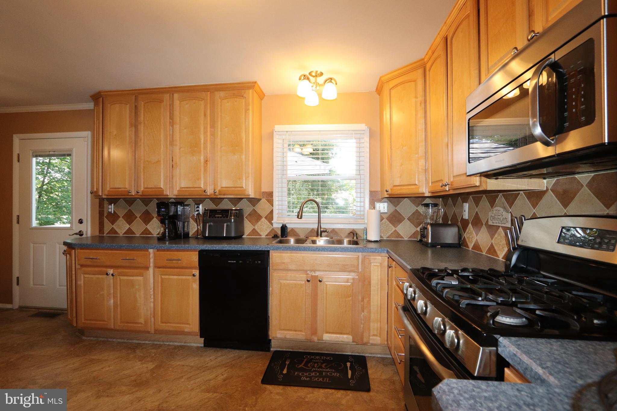 1104 UNIVERSITY PLACE