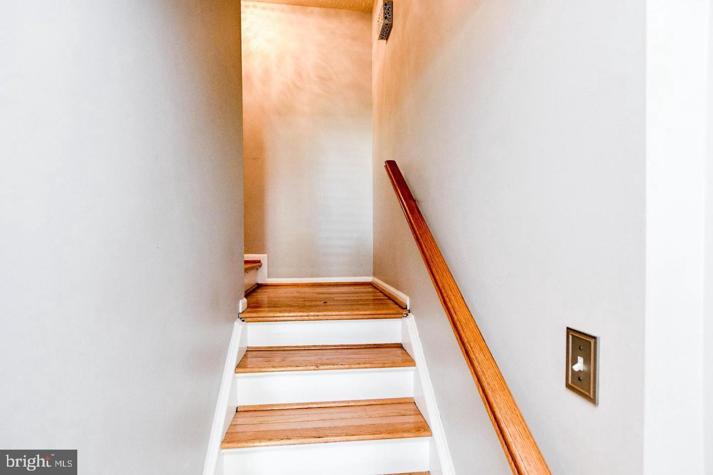 OVERLOOK - Residential Lease