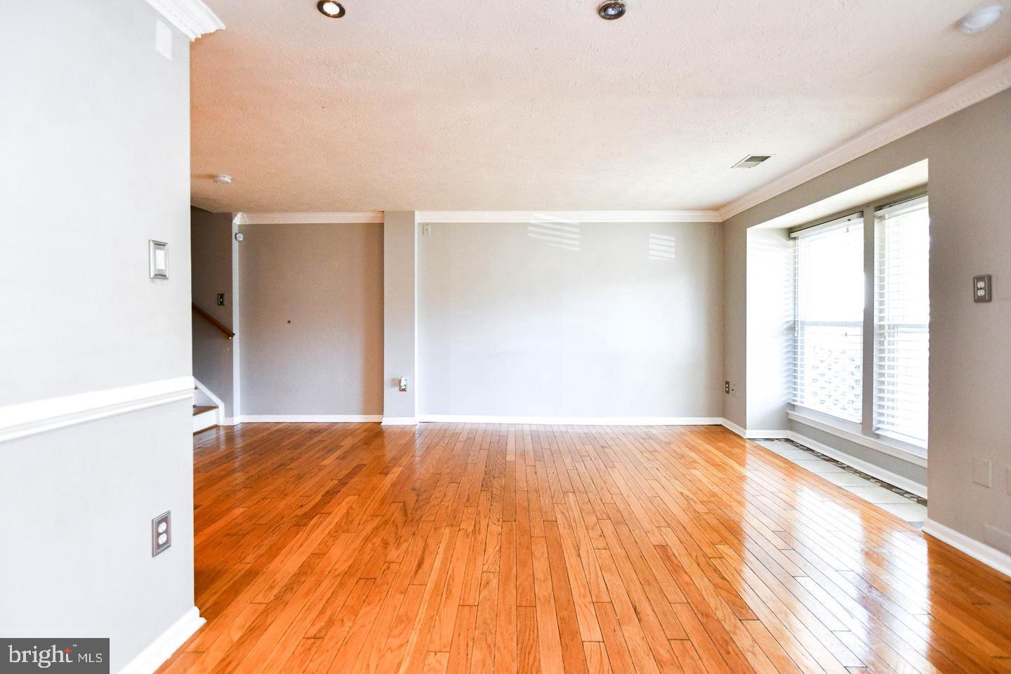 OVERLOOK - Residential Lease