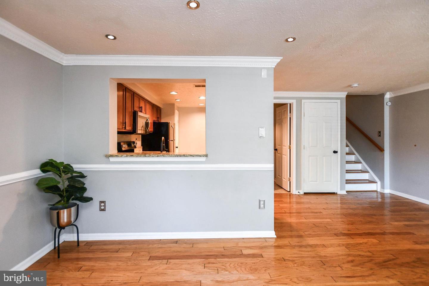 OVERLOOK - Residential Lease