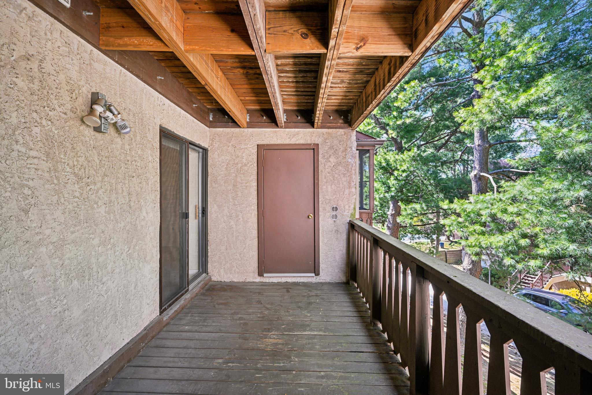 GREEN TREE SUMMIT - Residential