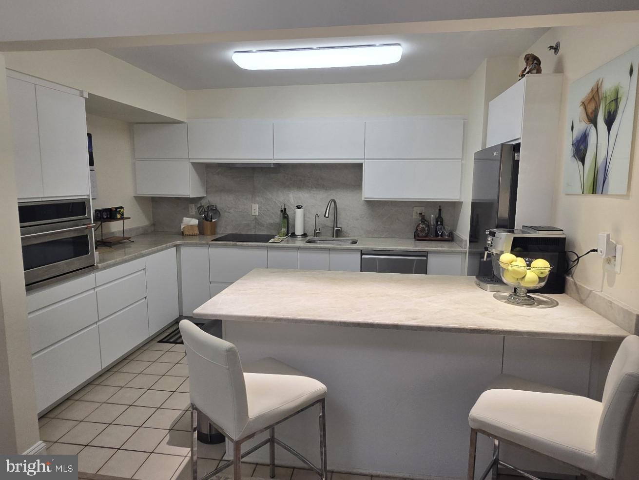 1704 N PARK DRIVE UNIT A 409