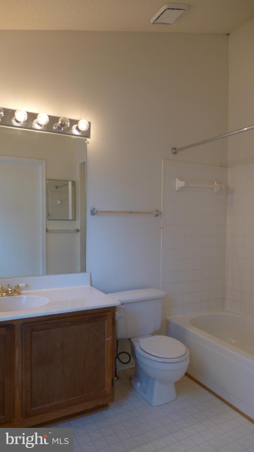 WESTLAKE PLAT 1 - Residential Lease