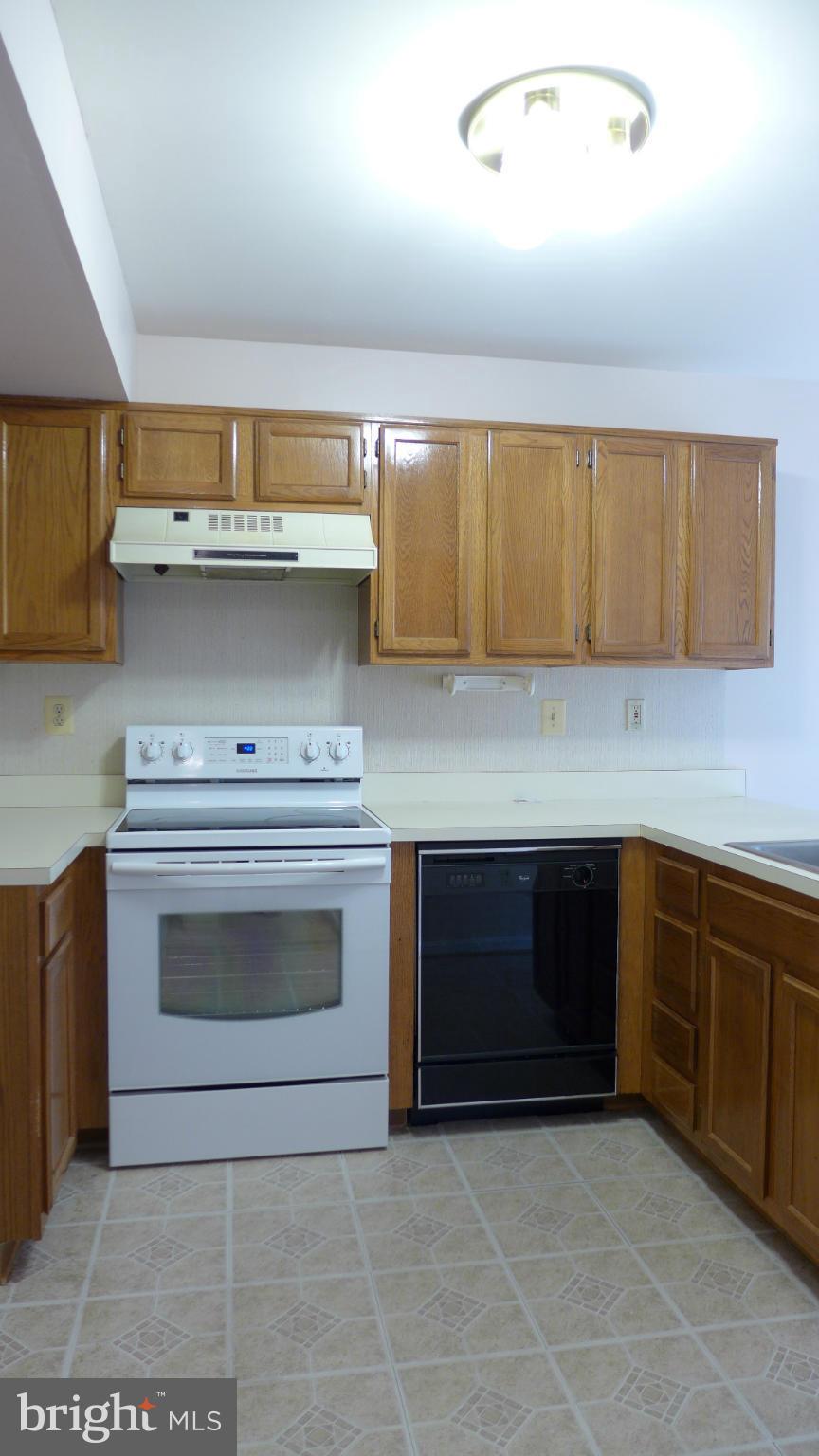 WESTLAKE PLAT 1 - Residential Lease