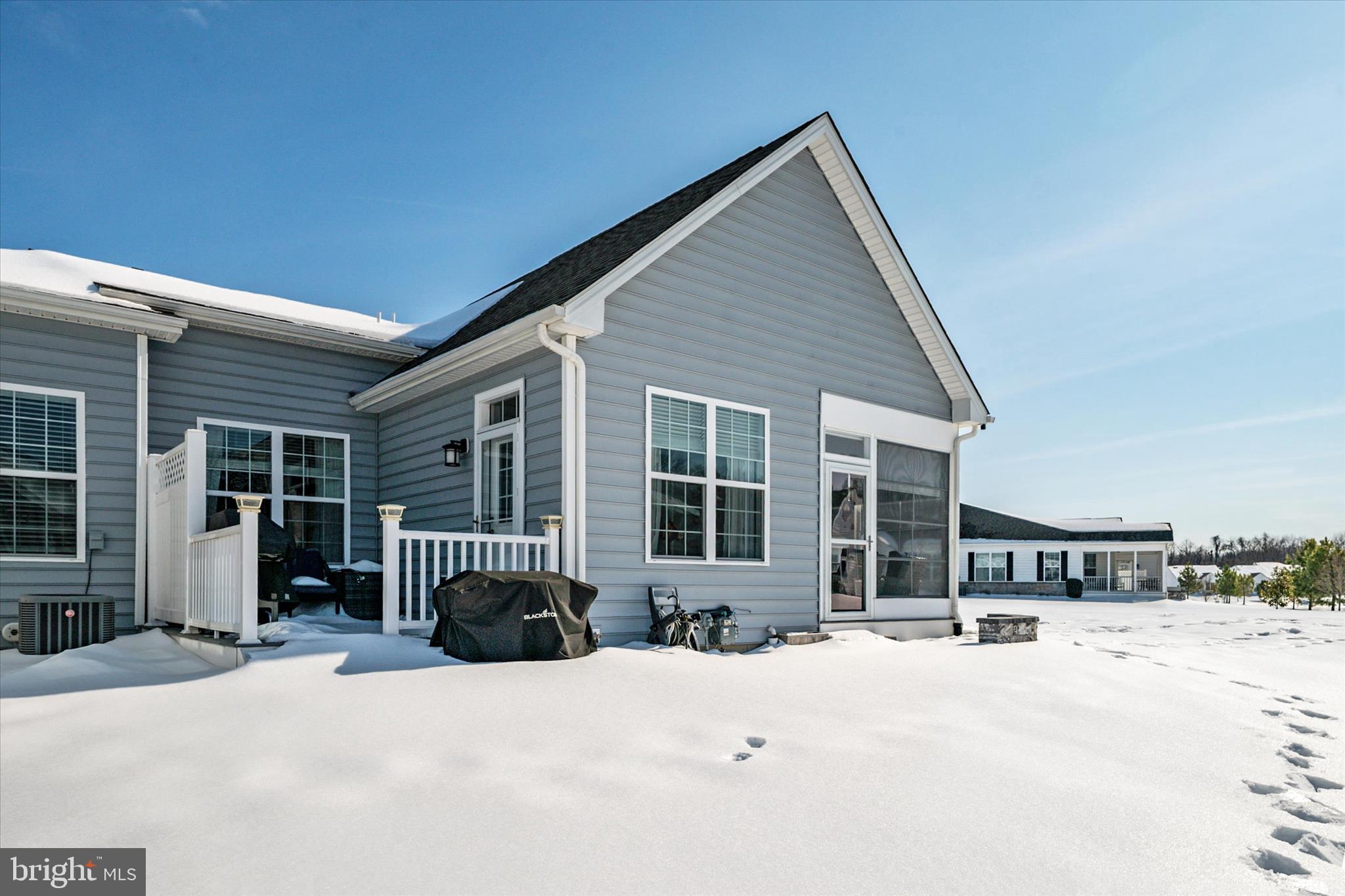 BAY BRIDGE COVE - Residential