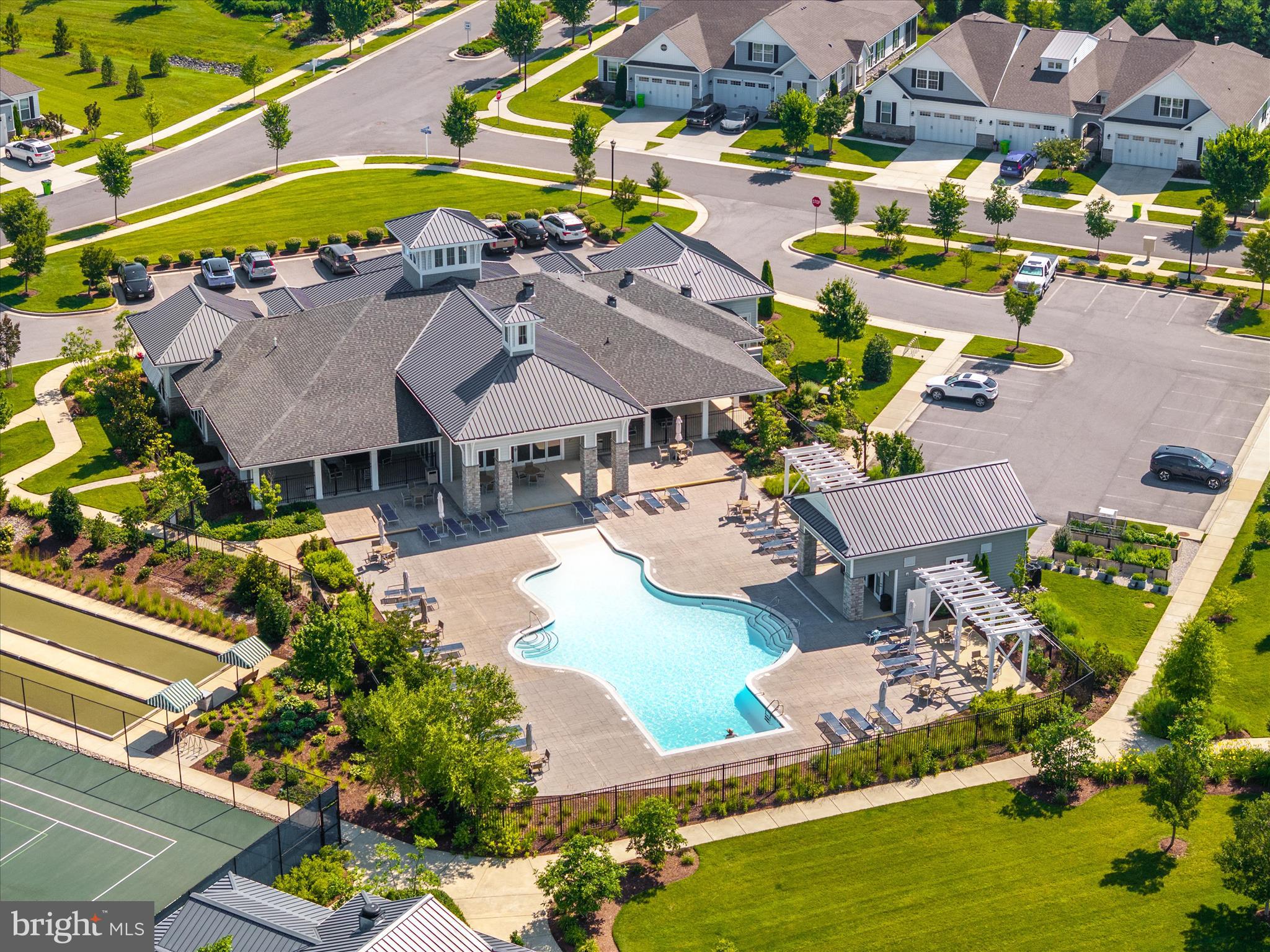 BAY BRIDGE COVE - Residential