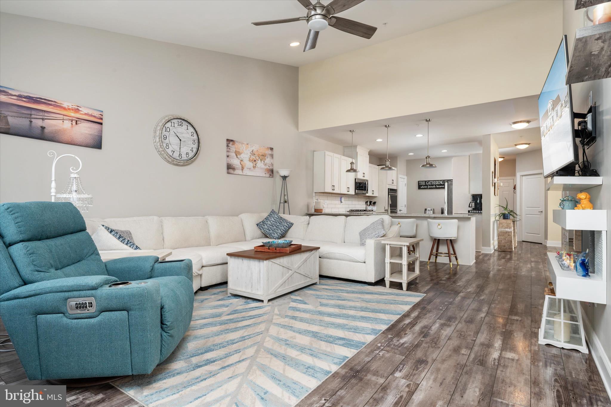 BAY BRIDGE COVE - Residential