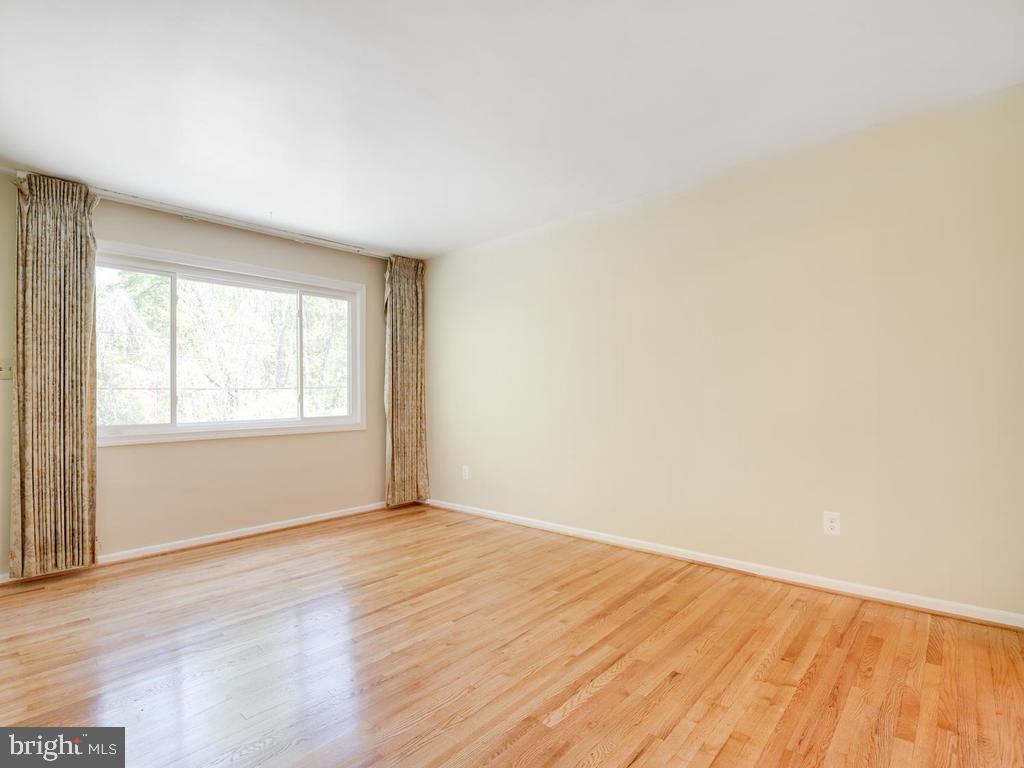 OAKVIEW - Residential