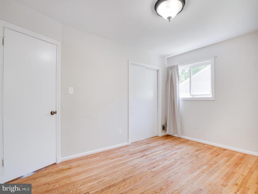 OAKVIEW - Residential