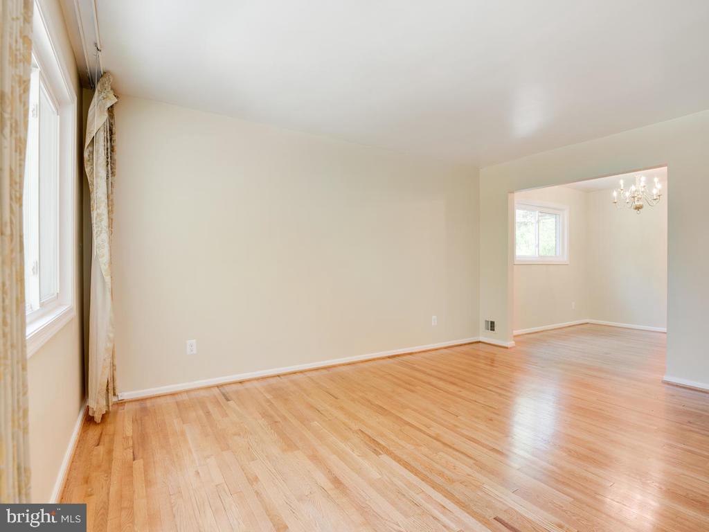 OAKVIEW - Residential