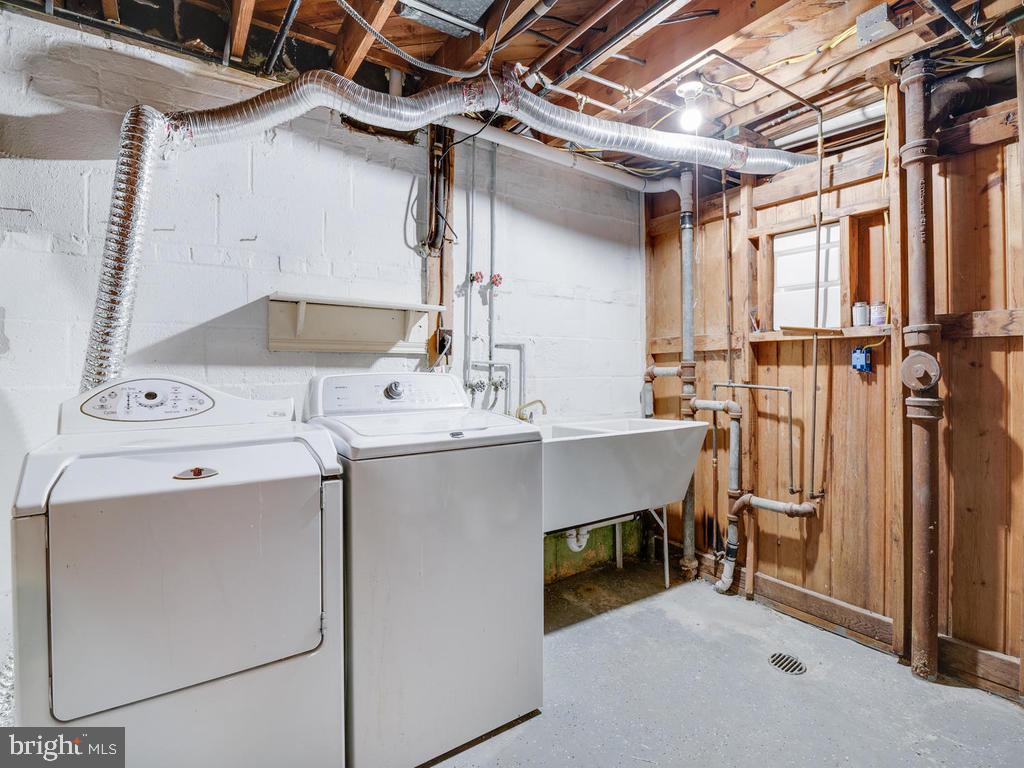 OAKVIEW - Residential