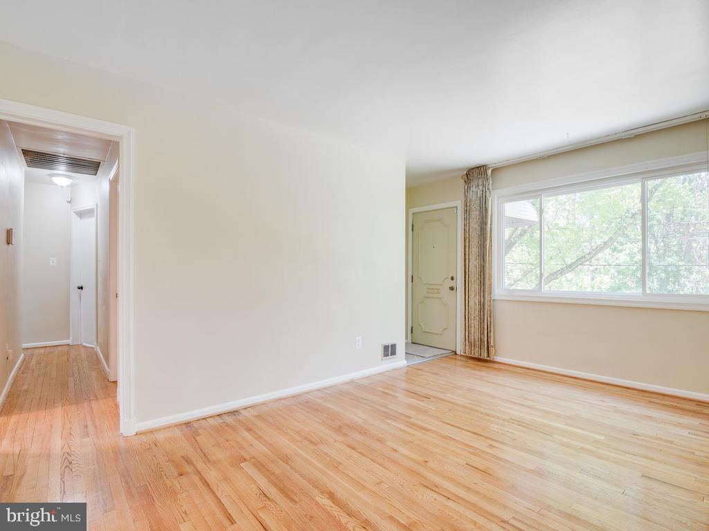 OAKVIEW - Residential