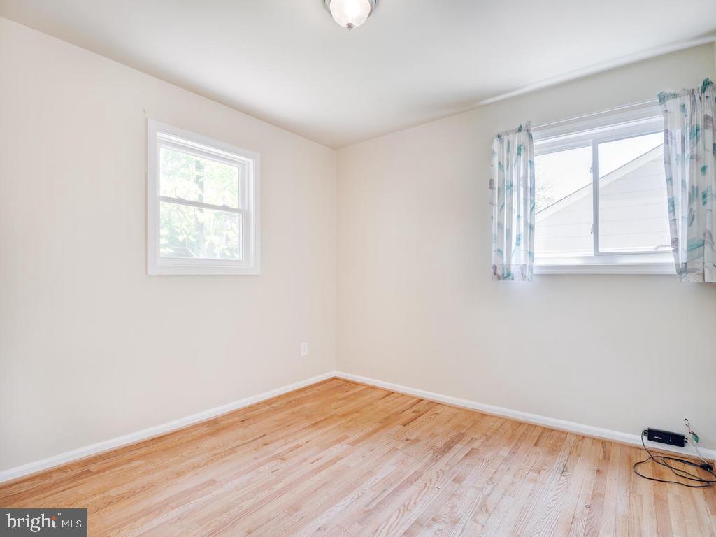 OAKVIEW - Residential