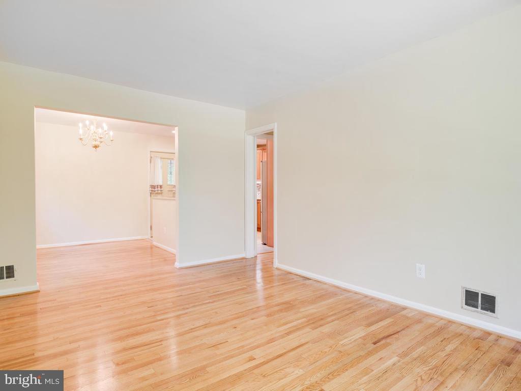 OAKVIEW - Residential