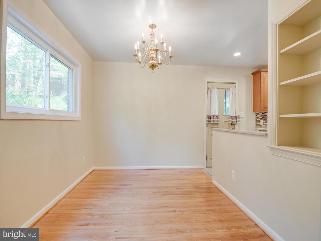 OAKVIEW - Residential