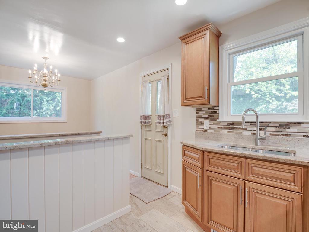 OAKVIEW - Residential