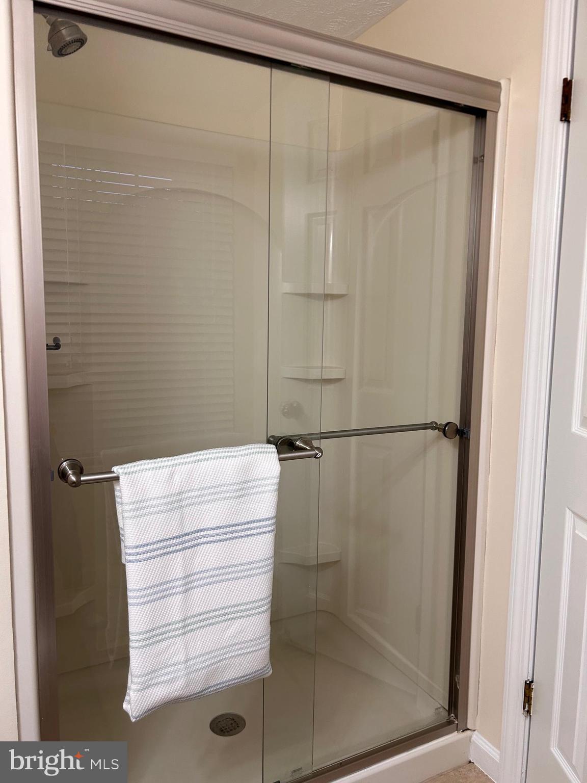 SUMMIT CHASE CLUSTER - Residential Lease