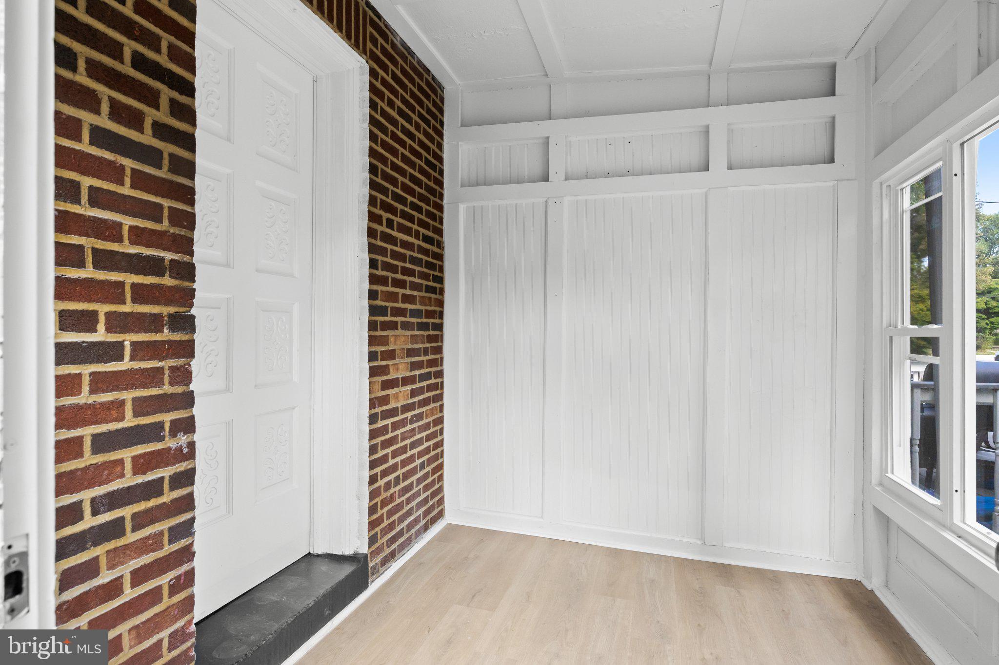 330 W 15TH STREET