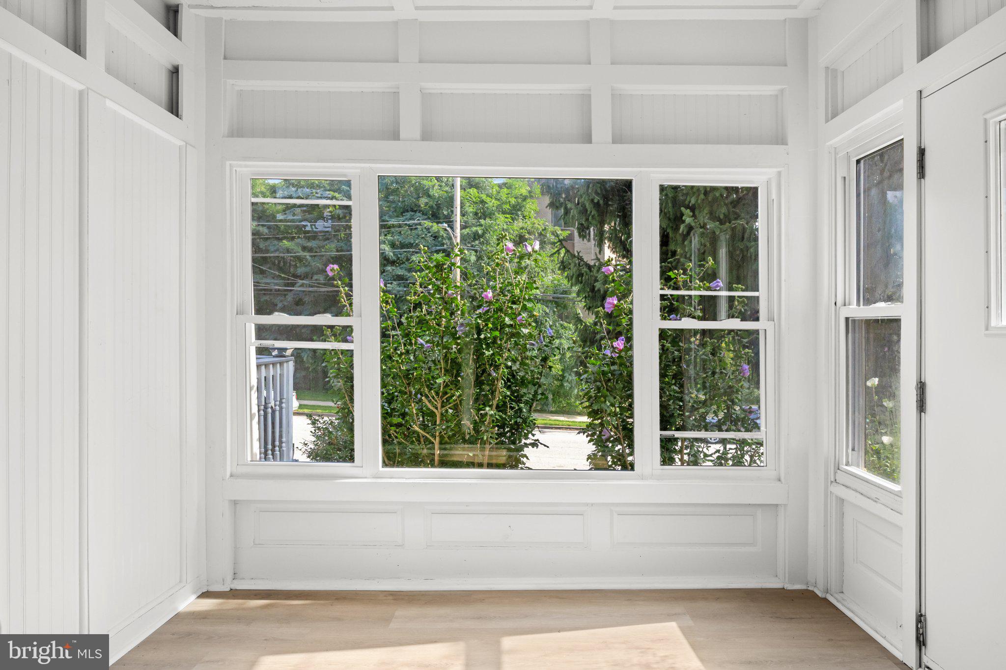 330 W 15TH STREET
