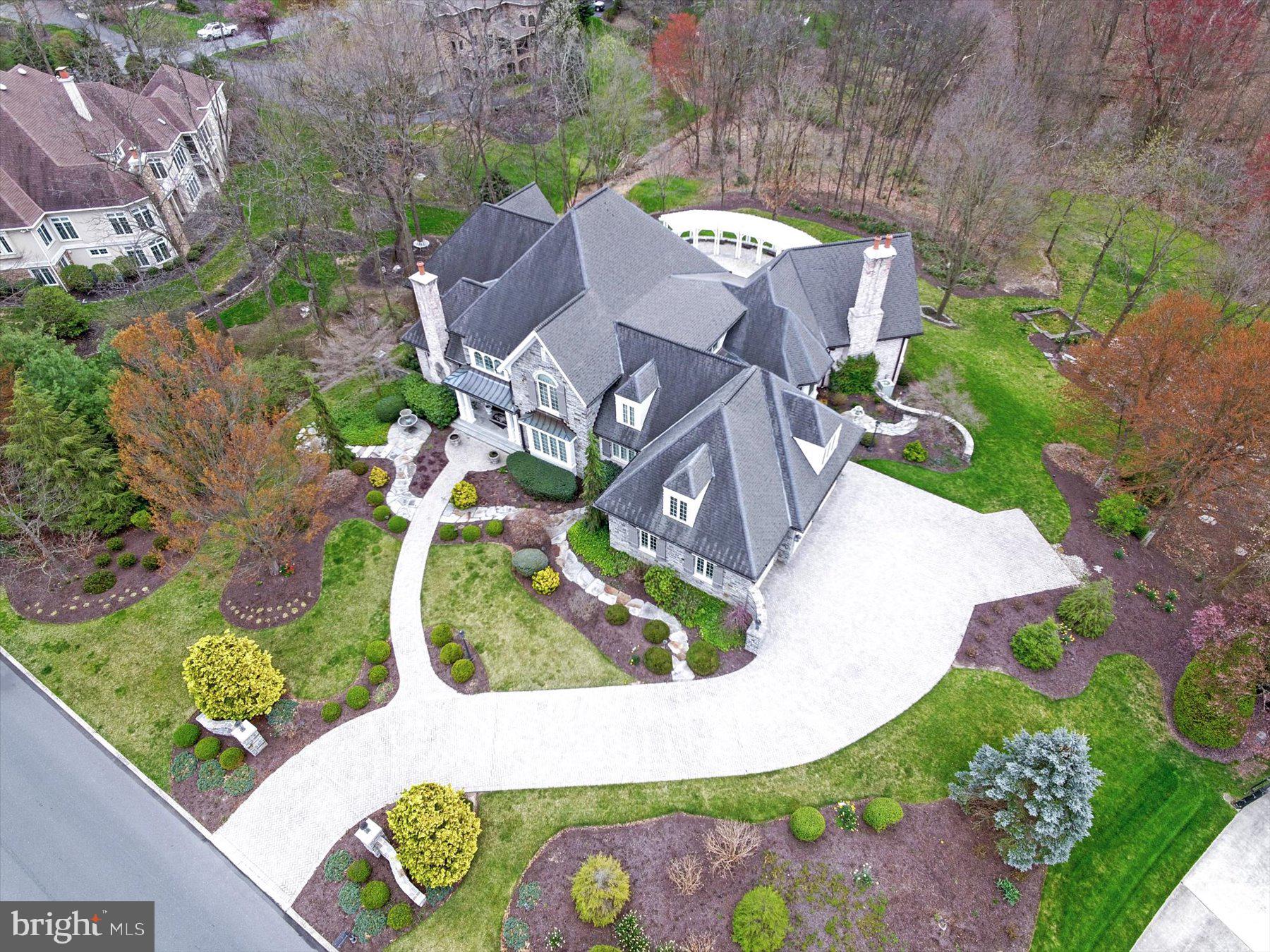 PINEHURST - Residential