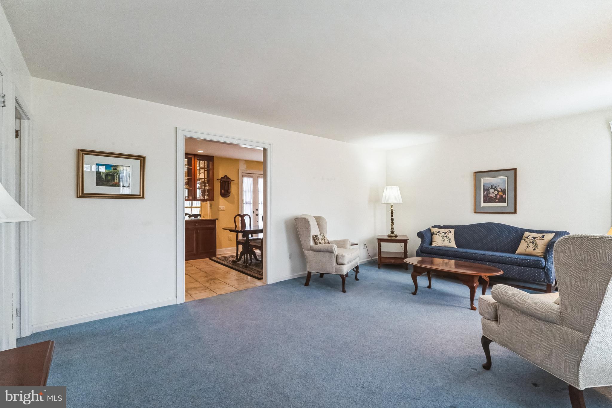 NEWTOWN SQ - Residential