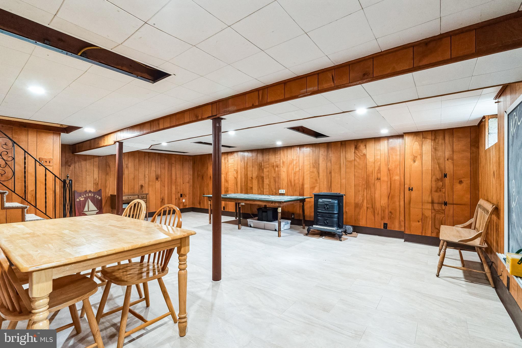 NEWTOWN SQ - Residential