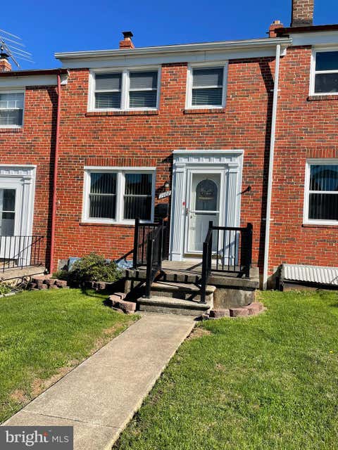 Townhouse For Sale - 1407 Barrett Road<br/> BALTIMORE, MD 21207