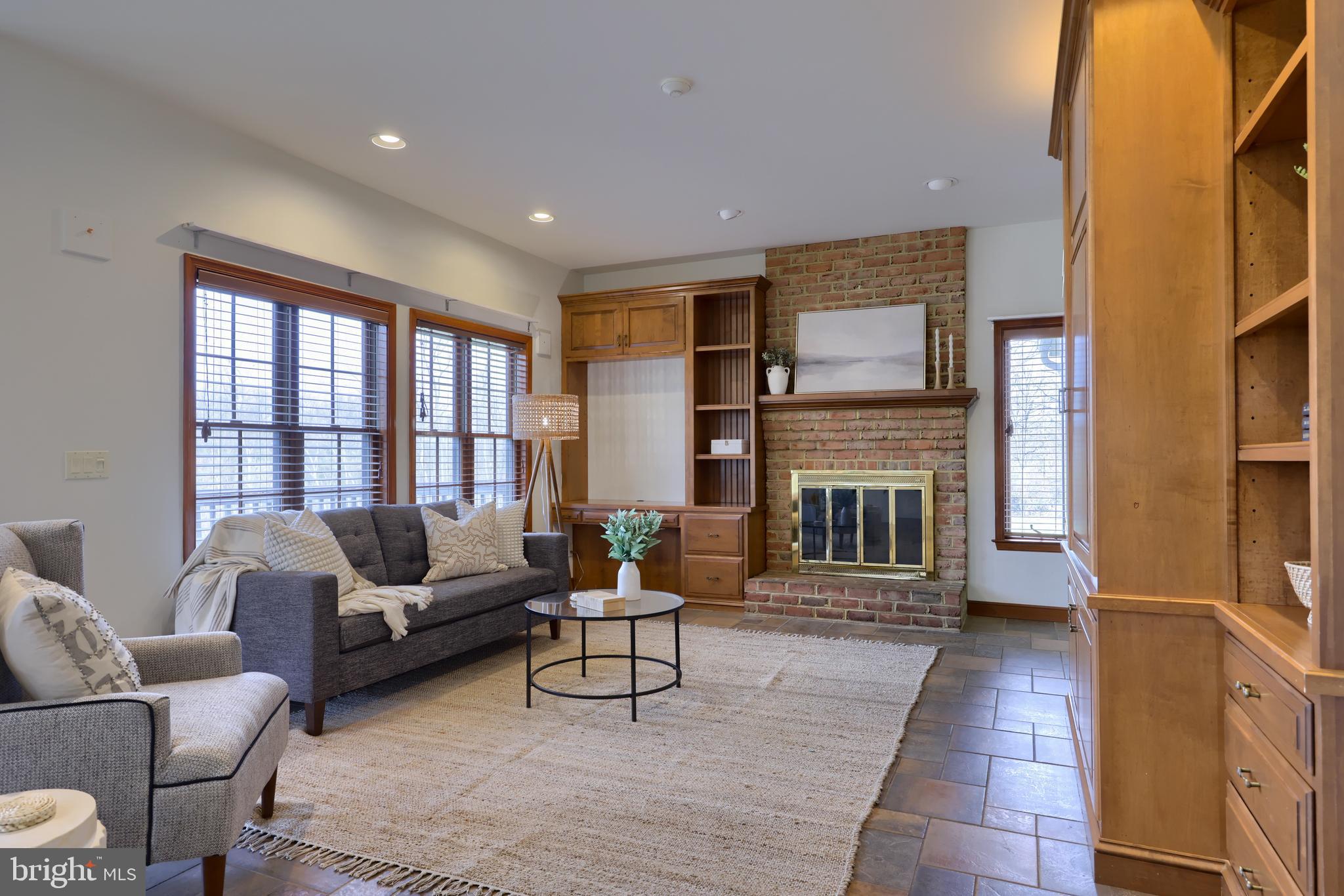 SOUTH ANNVILLE TWP. - Residential