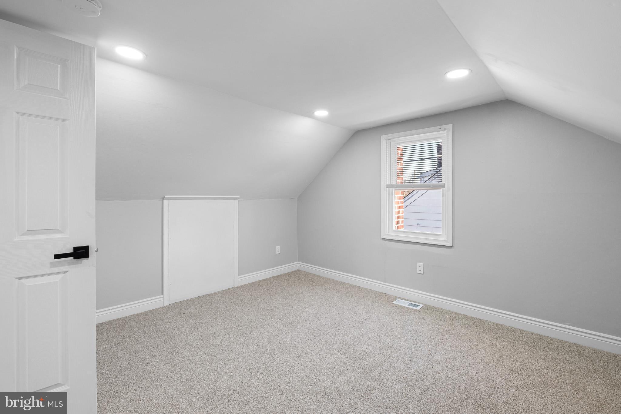 VILONE VILLAGE - Residential