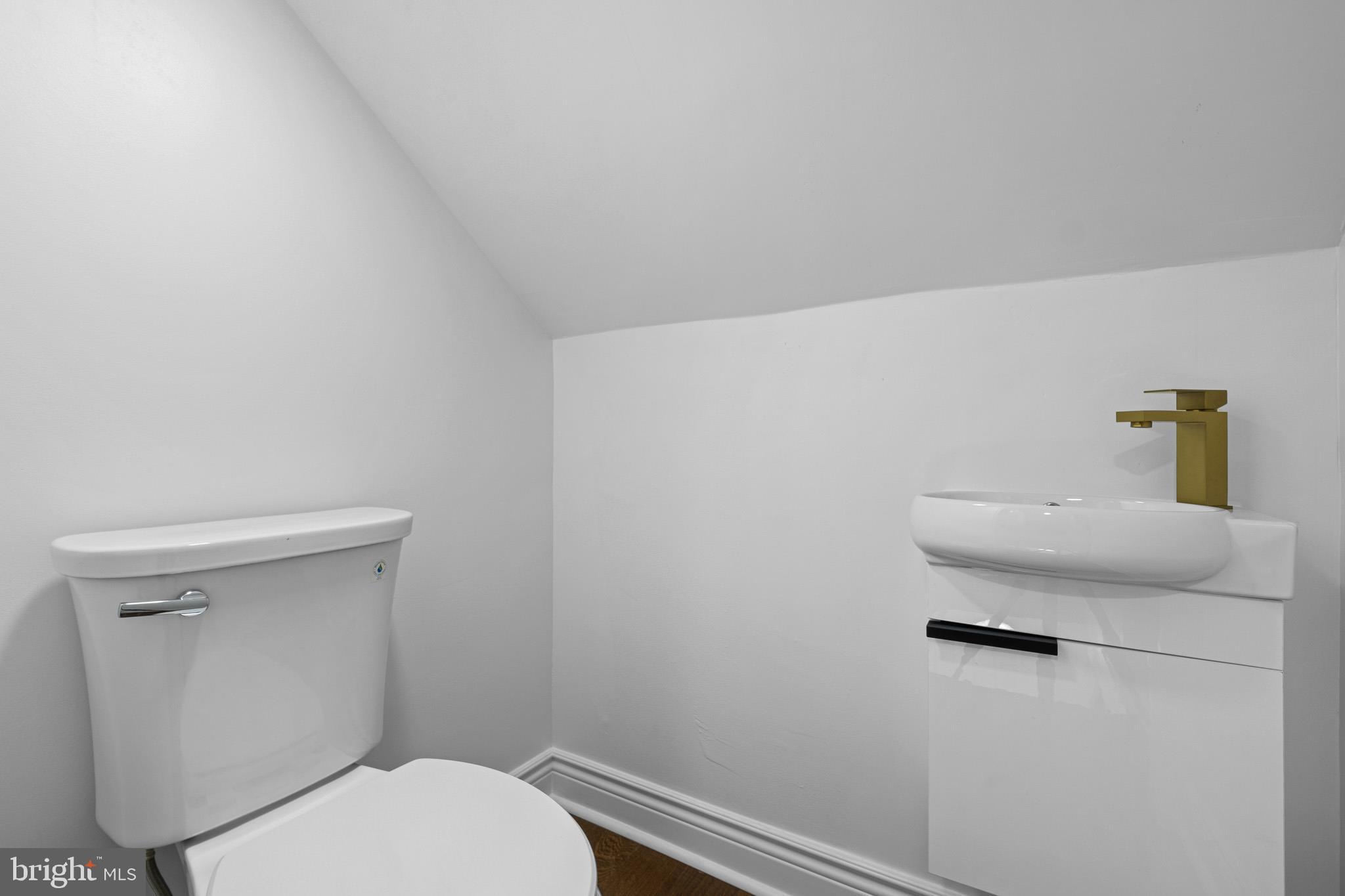 VILONE VILLAGE - Residential