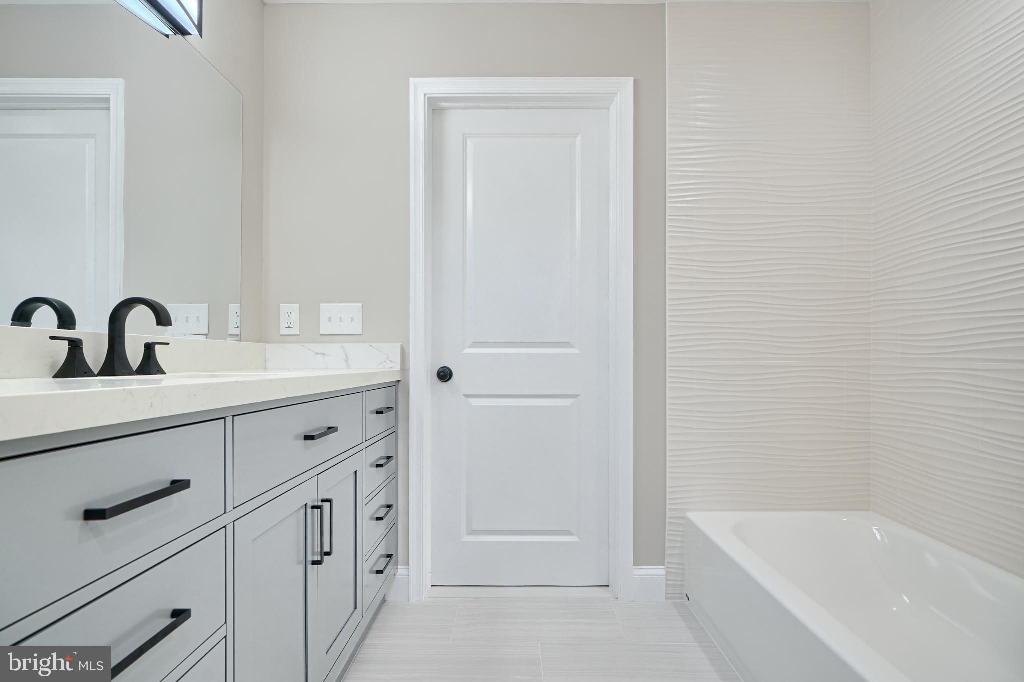 WORTHINGTON - Residential