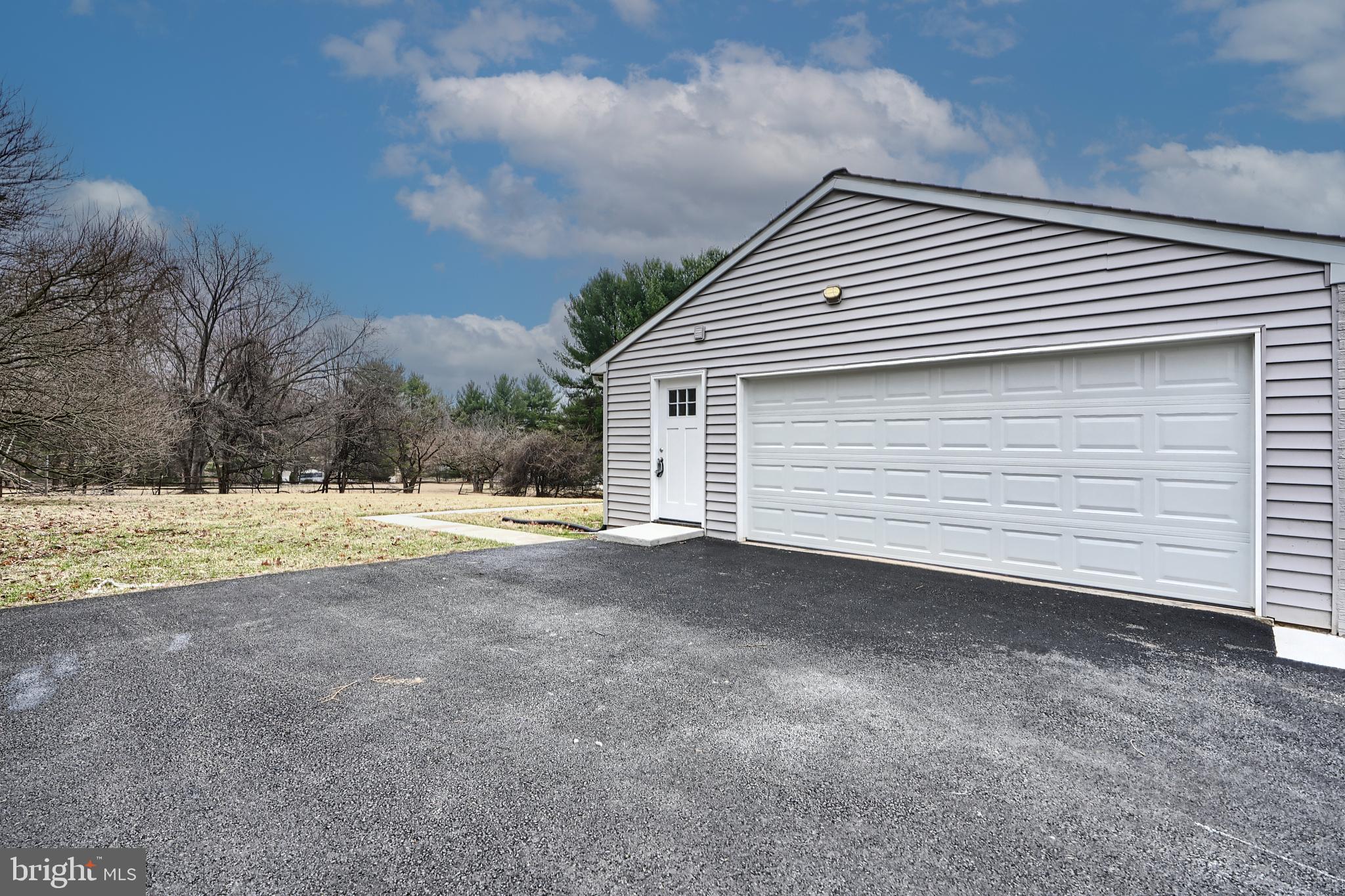 WORTHINGTON - Residential