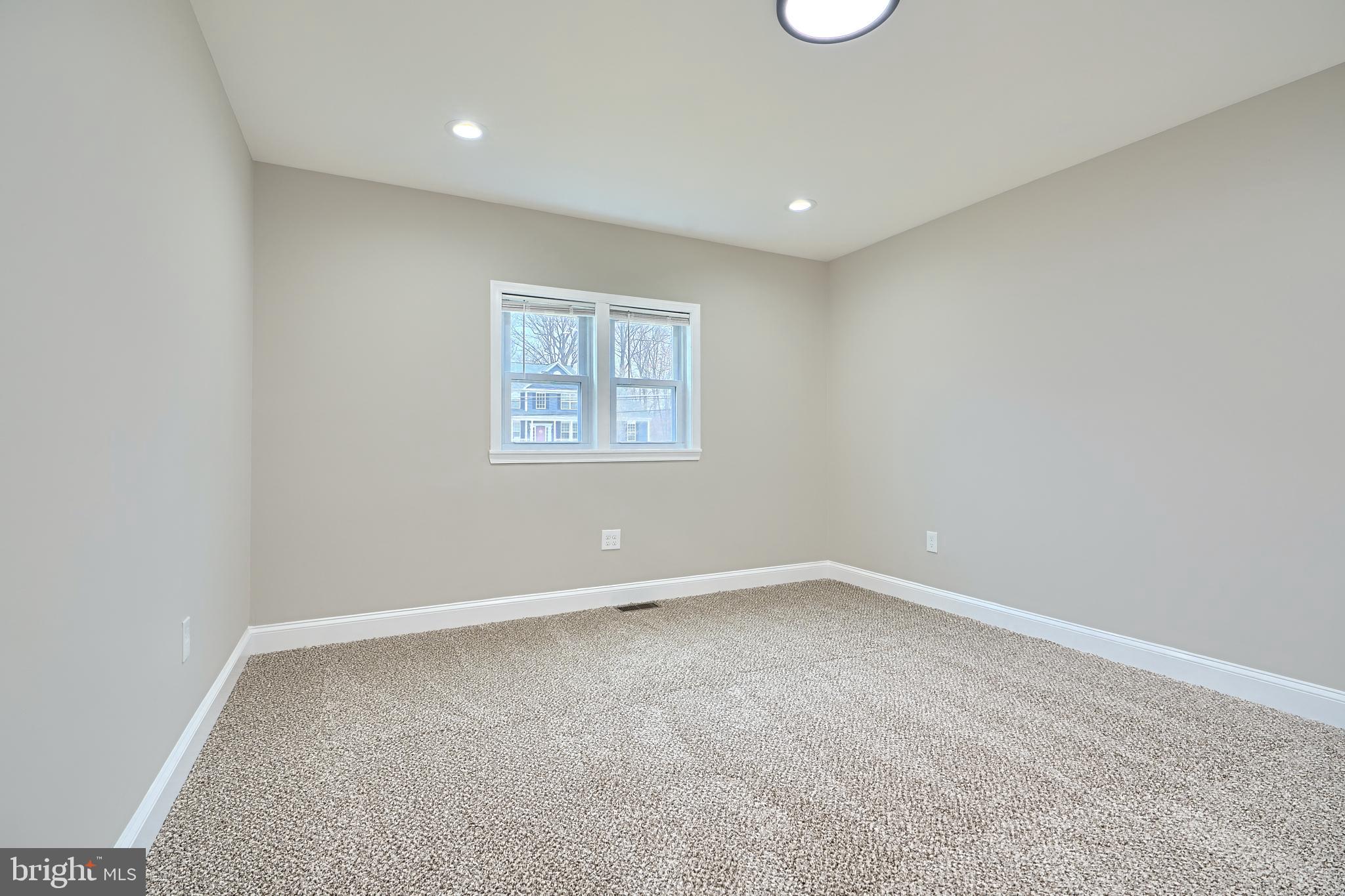 WORTHINGTON - Residential