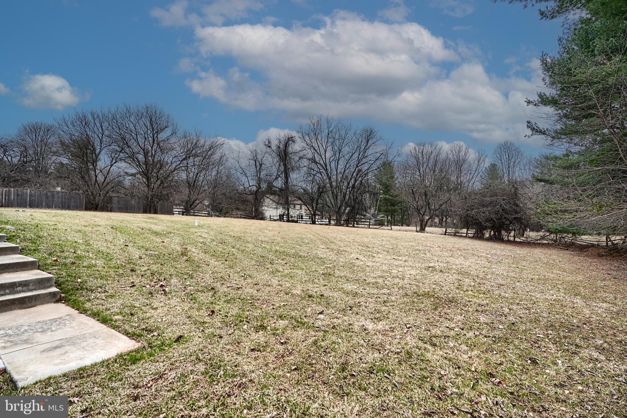 WORTHINGTON - Residential