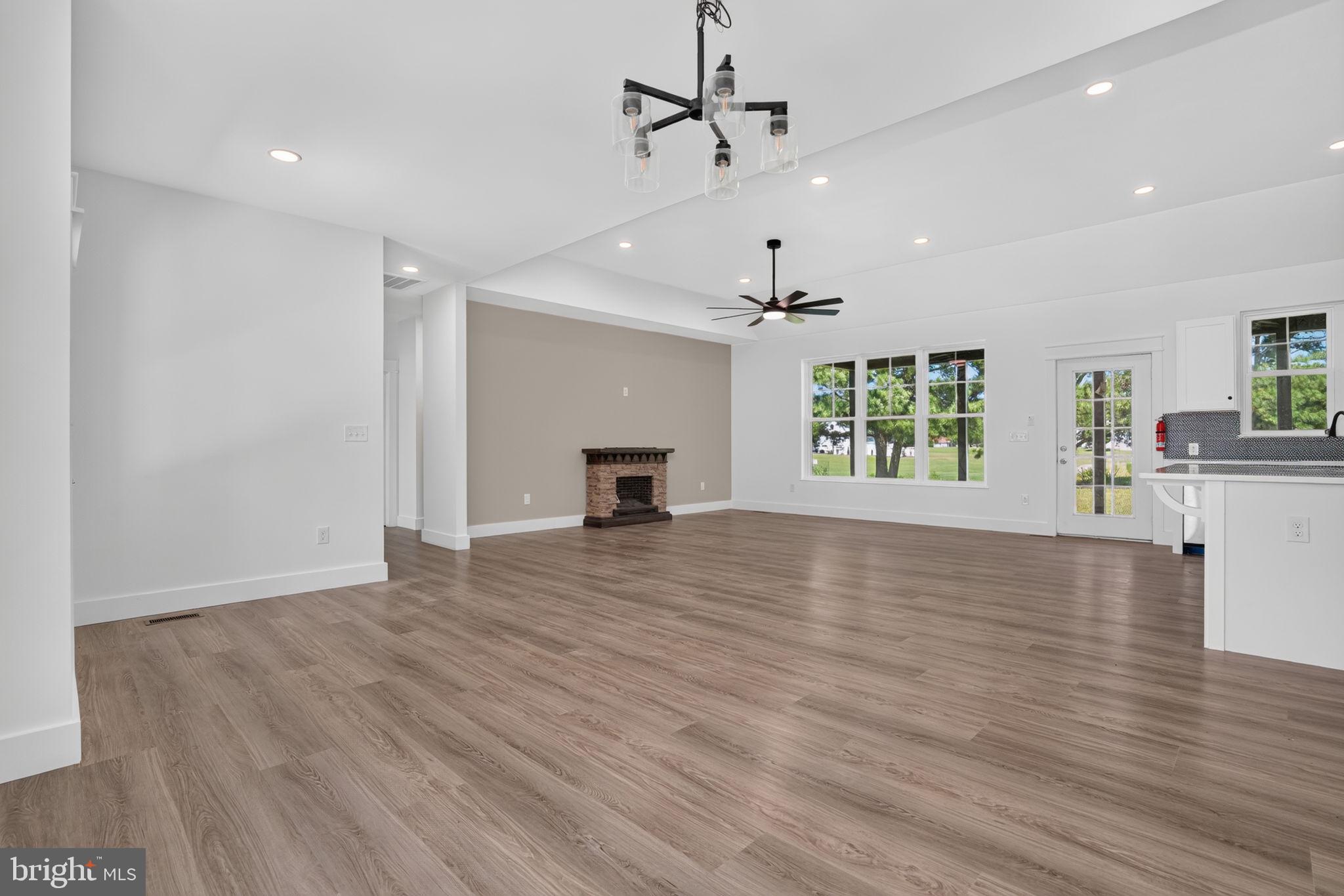 3077 NAVIGATOR DRIVE
