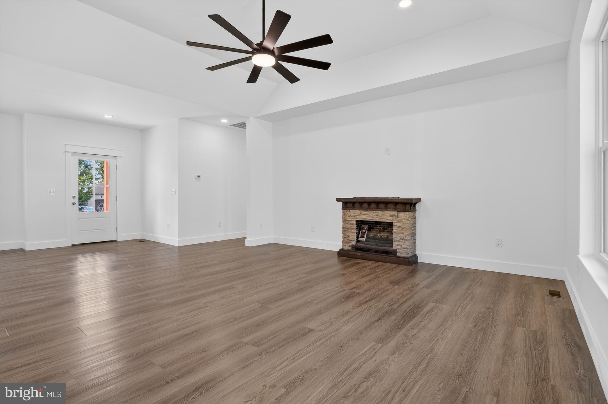 3077 NAVIGATOR DRIVE