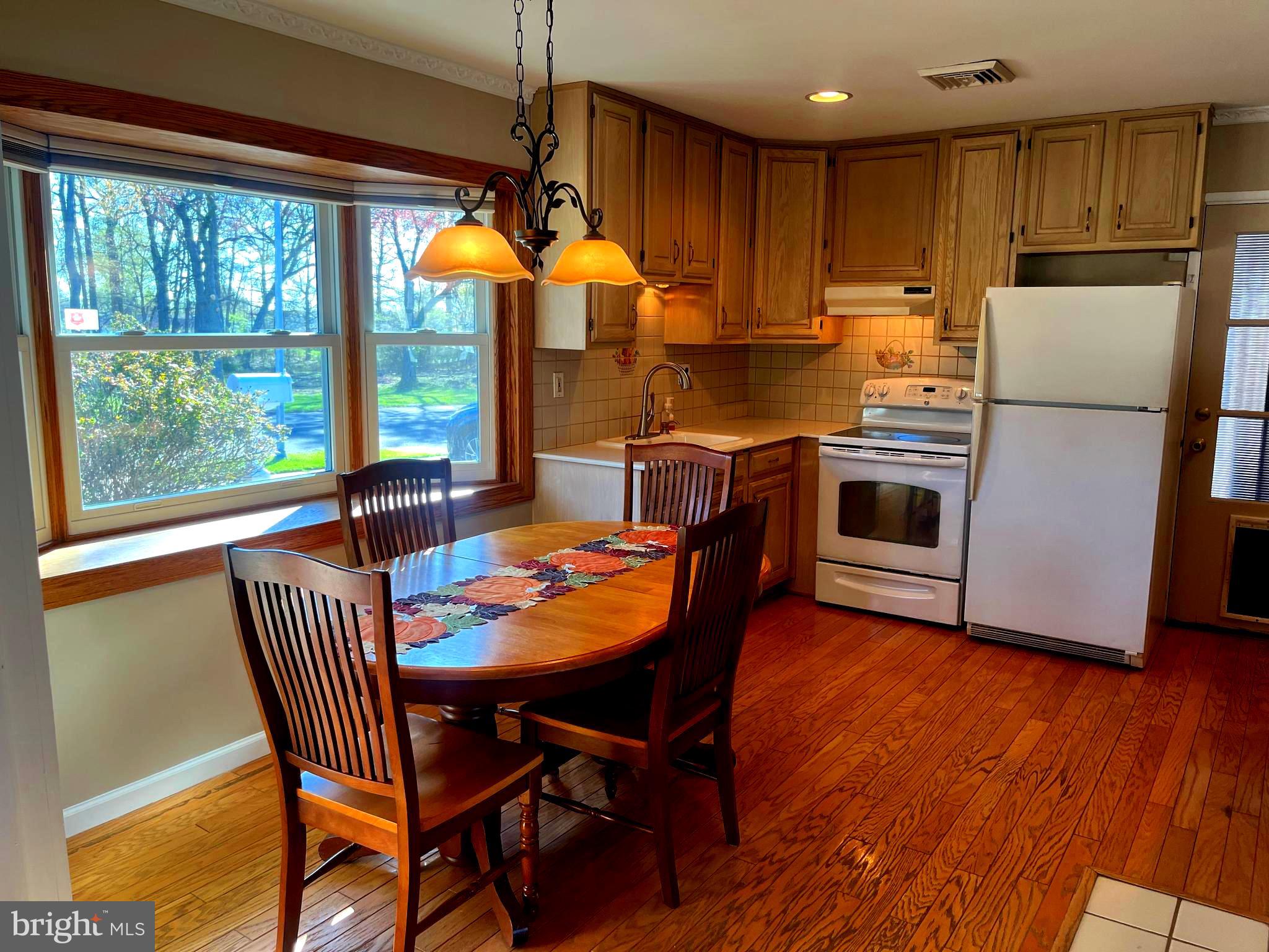 MAGNOLIA HILL - Residential