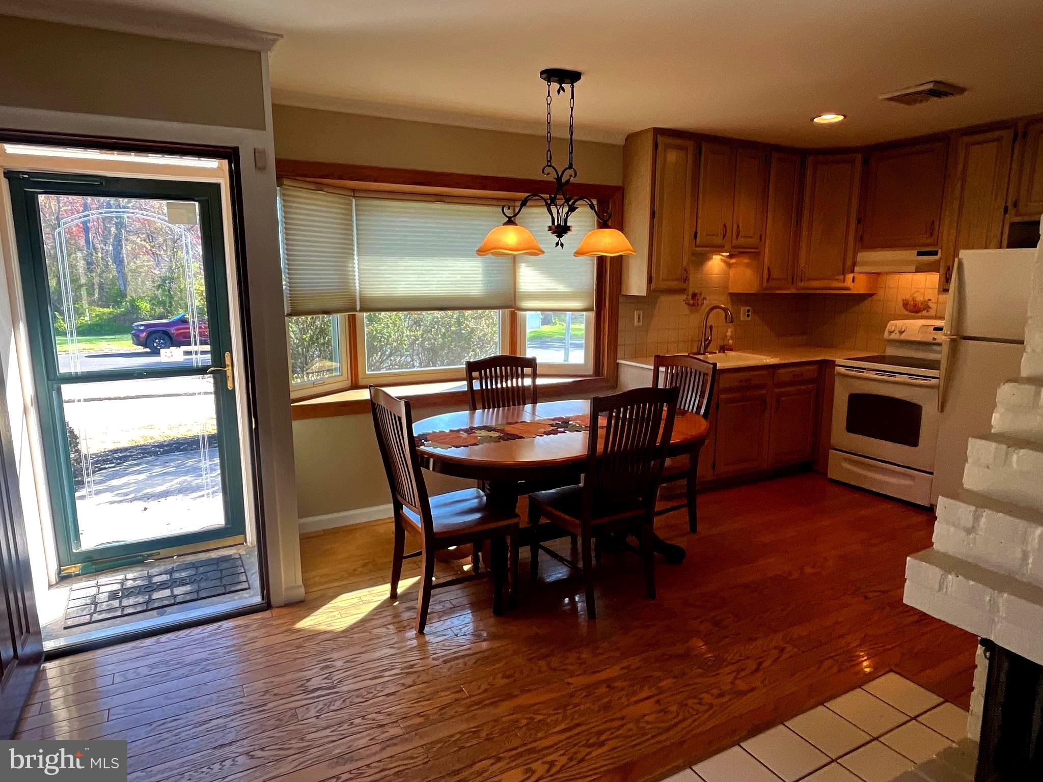 MAGNOLIA HILL - Residential