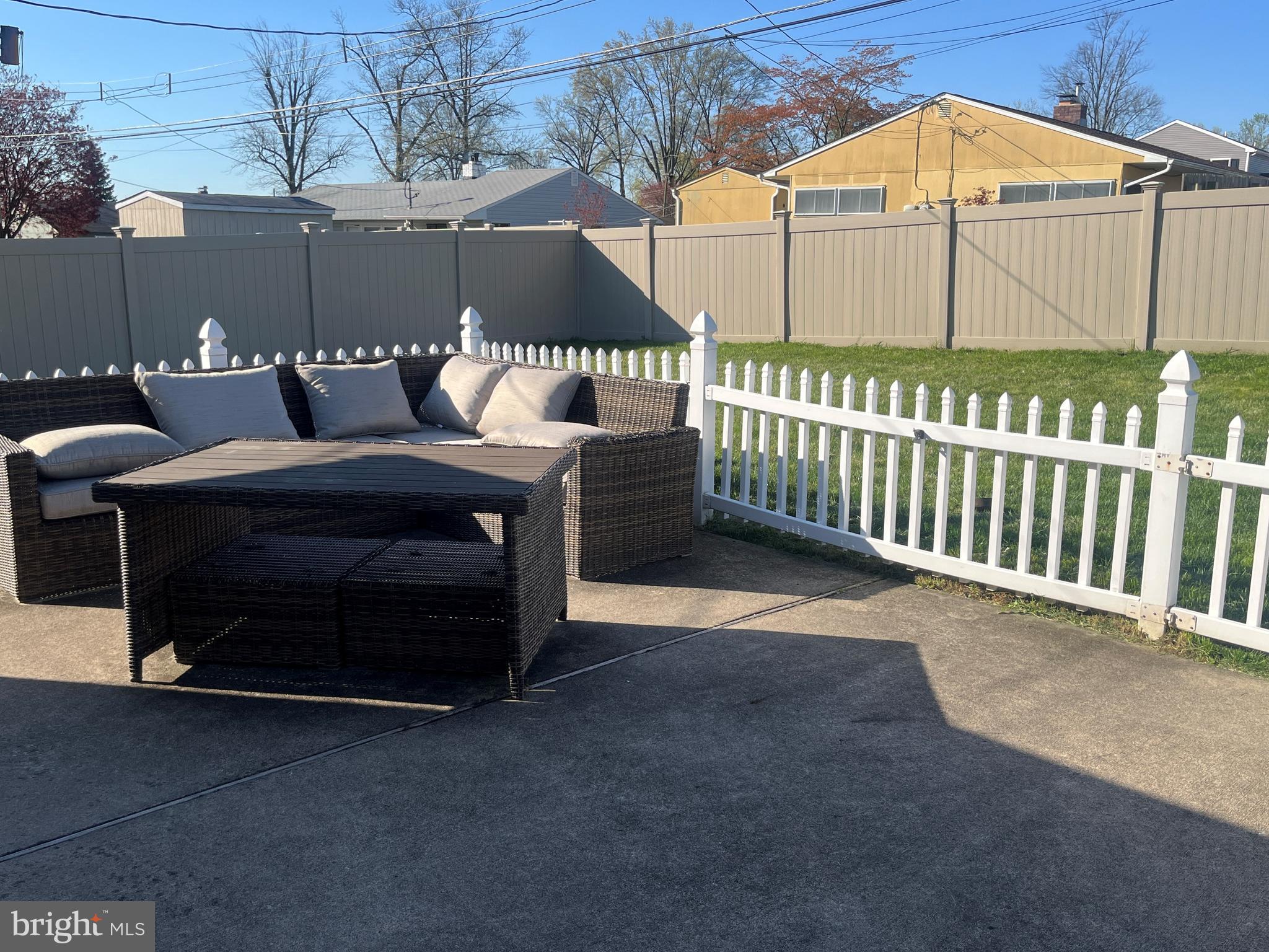 MAGNOLIA HILL - Residential