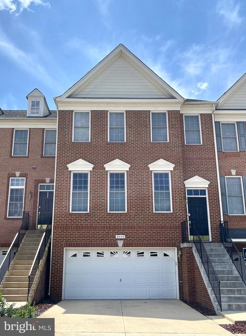 Photo of 25174 Whippoorwill Terrace, CHANTILLY, VA 20152 (MLS # VALO2120392)