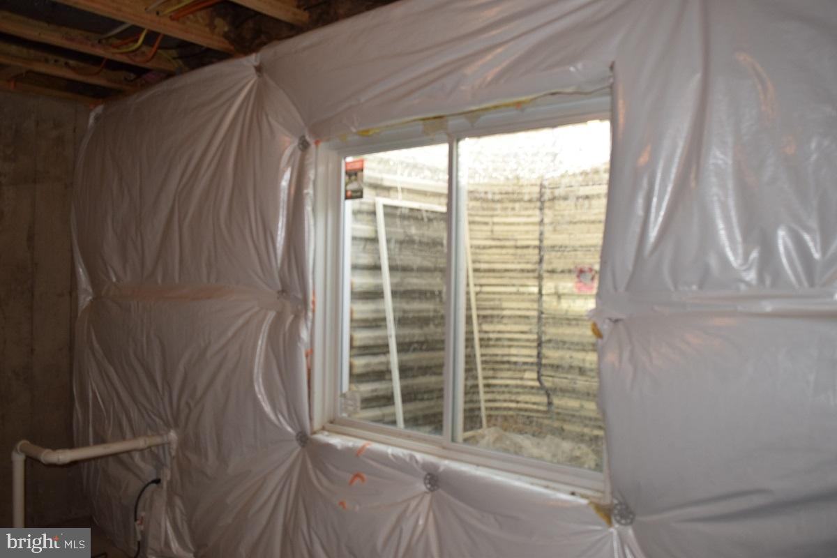 GRAYS POINTE - Residential