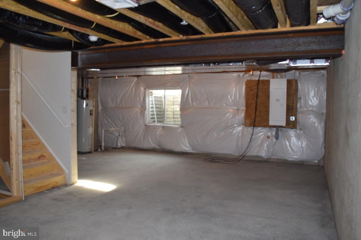 GRAYS POINTE - Residential