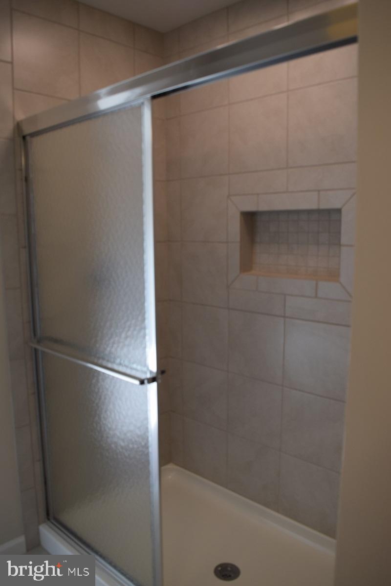 GRAYS POINTE - Residential