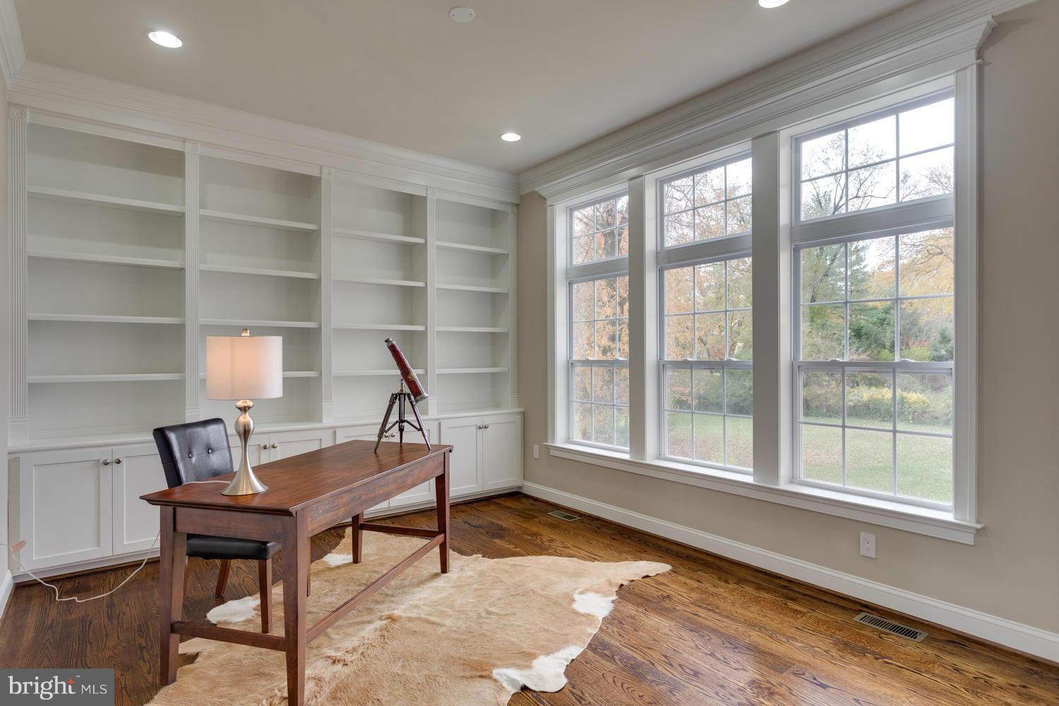 BROYHILL LANGLEY ESTATES - Residential