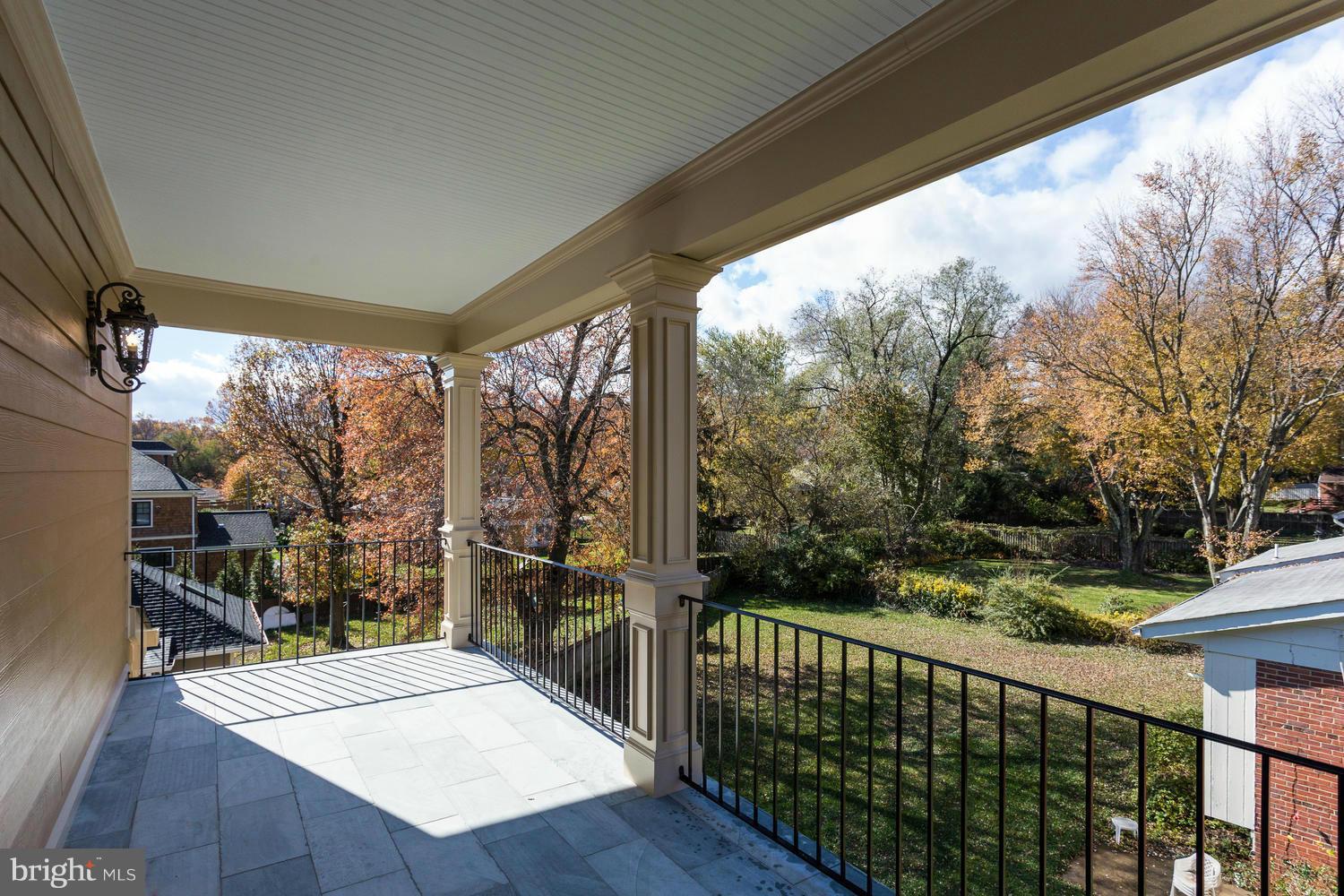 BROYHILL LANGLEY ESTATES - Residential