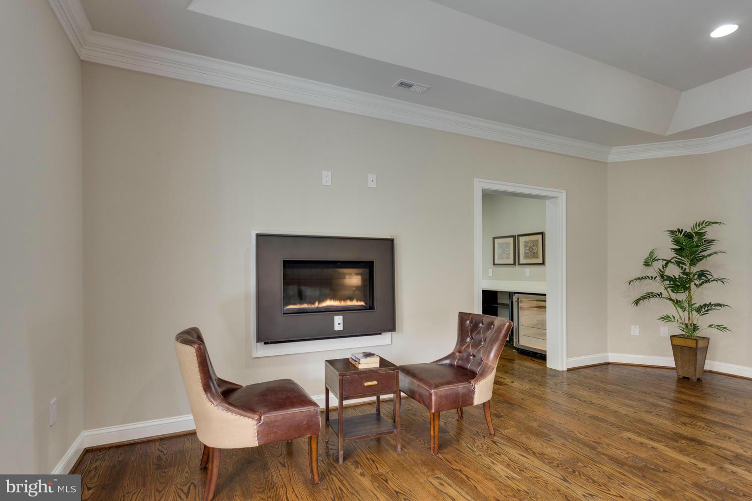 BROYHILL LANGLEY ESTATES - Residential