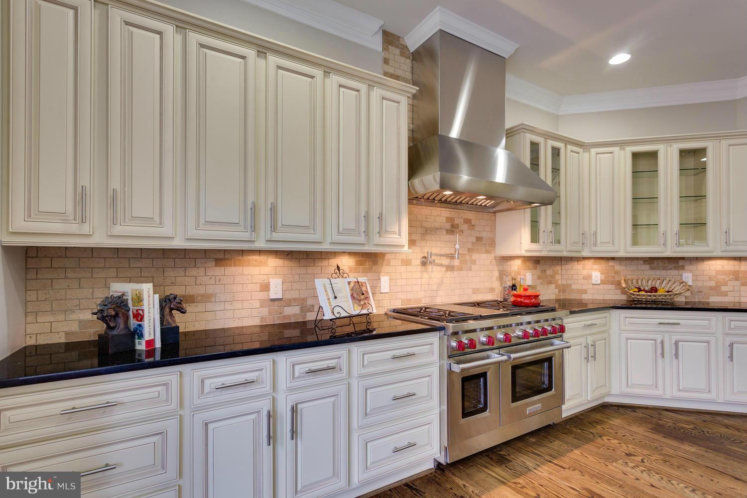 BROYHILL LANGLEY ESTATES - Residential